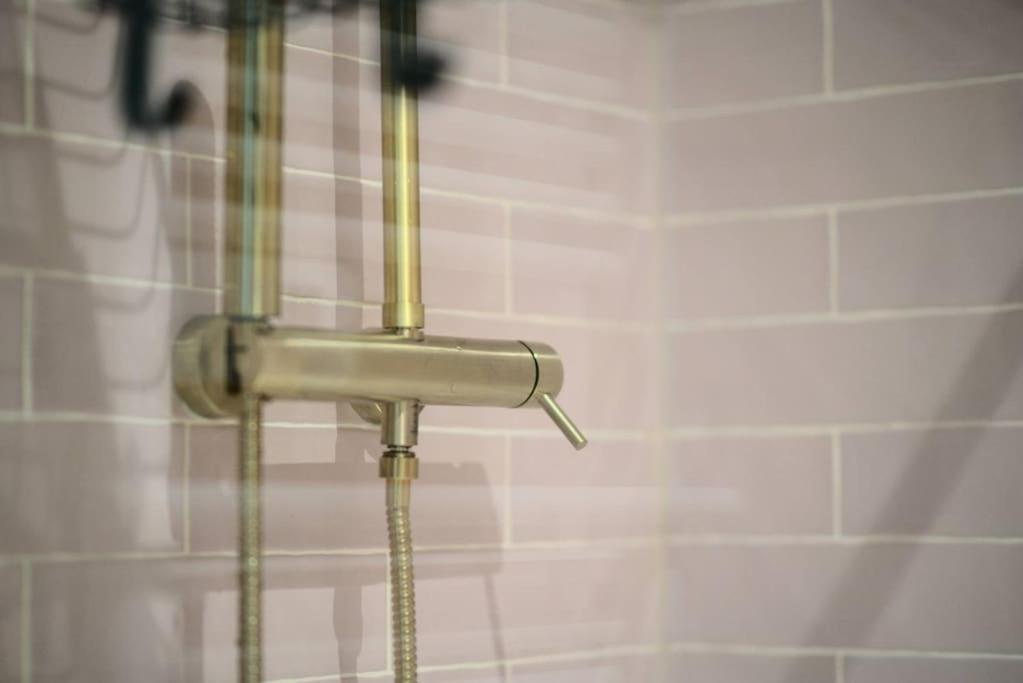מולהאוס Royal Room Jacuzzi Haut De Gamme Centre Ville מראה חיצוני תמונה