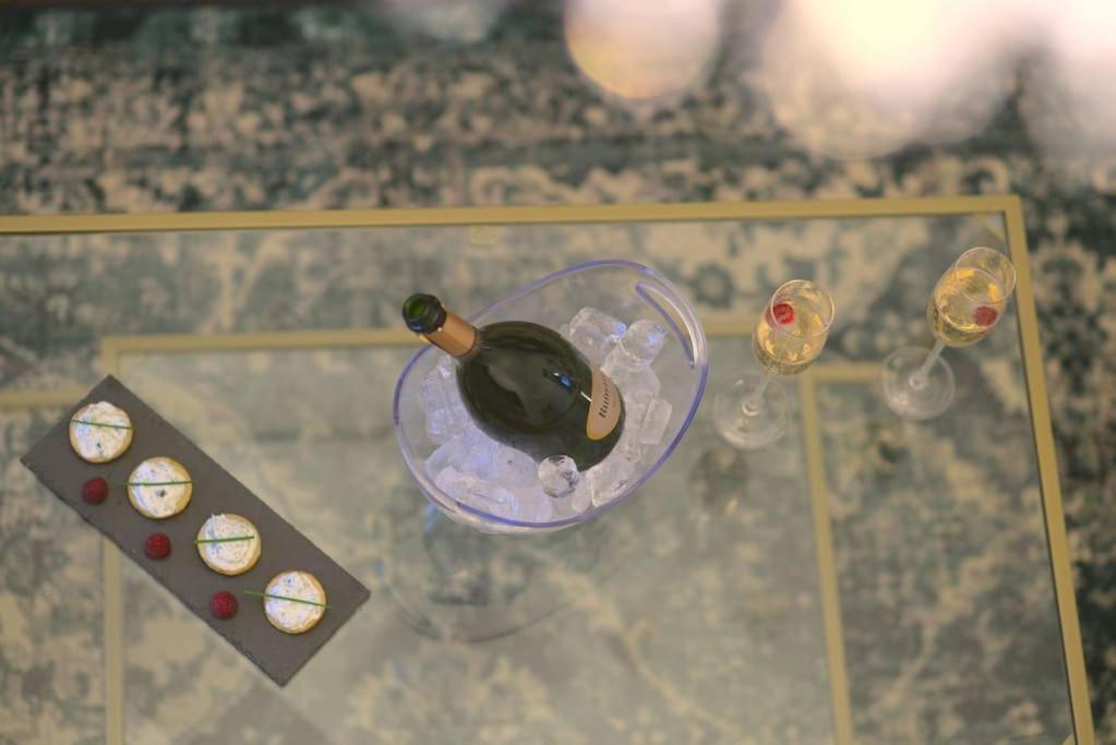 מולהאוס Royal Room Jacuzzi Haut De Gamme Centre Ville מראה חיצוני תמונה